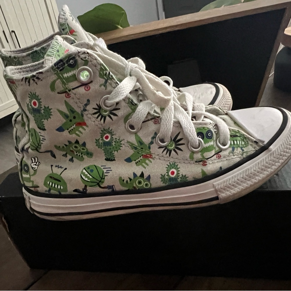 Converse